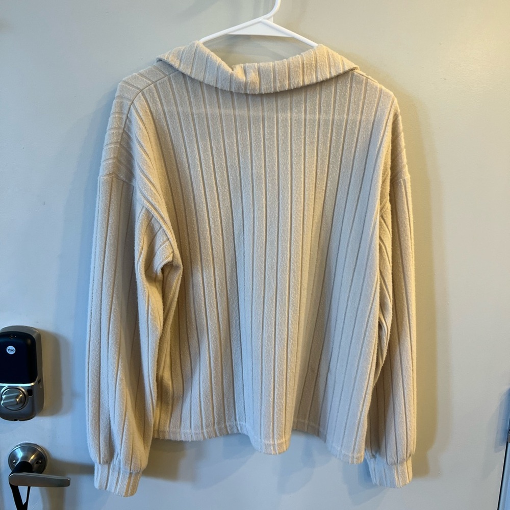 Cozy Cream Ribbed Pullover - Picture 2 of 2